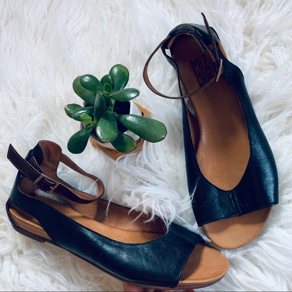 ♻️✌🏻sold✌🏻♻️MIZ MOOZ black and brown leather - Picture 3 of 8